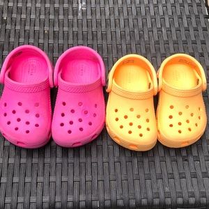 Toddler crocs bundle!